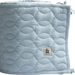 Sebra Quiltet Sengerand, Powder Blue