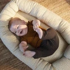 Filibabba Babynest - Breezy Harmony Tender Green Breezy Harmony Tender Green 16 Filibabba Babynest - Breezy Harmony Tender Green Breezy Harmony Tender Green -Ergobaby store unnamed file 1272