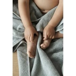 Liewood Augusta Hooded Towel Rabbit Peppermint 9 Liewood Augusta Hooded Towel Rabbit Peppermint -Ergobaby store unnamed file 1418