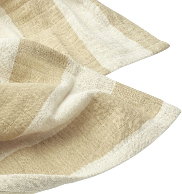 Liewood Lewis Muslin Cloth 2-pack Stripe: Safari/sandy 4 Liewood Lewis Muslin Cloth 2-pack Stripe: Safari/sandy - Billede 2