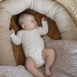 Filibabba Babynest - Fløjl - Doeskin Doeskin 15 Filibabba Babynest - Fløjl - Doeskin Doeskin -Ergobaby store unnamed file 1967