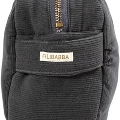Filibabba Toilettaske Lille - Fløjl, Stone Grey Stone Grey 9 Filibabba Toilettaske Lille - Fløjl, Stone Grey Stone Grey -Ergobaby store unnamed file 2017
