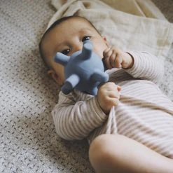 Filibabba Baby Sense Ball - Powder Blue Powder Blue 8 Filibabba Baby Sense Ball - Powder Blue Powder Blue -Ergobaby store unnamed file 2129