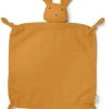 Liewood Agnete Nusseklud Rabbit Mustard 2 Liewood Agnete Nusseklud Rabbit Mustard -Ergobaby store unnamed file 2567