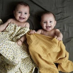 By KlipKlap Svøb Ochre 10 By KlipKlap Svøb Ochre -Ergobaby store unnamed file 2774