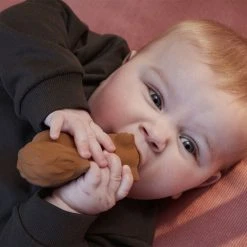 Filibabba Bidedyr I Naturgummi - Egernet Sonja 8 Filibabba Bidedyr I Naturgummi - Egernet Sonja -Ergobaby store unnamed file 2815