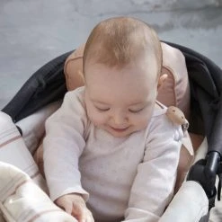 Filibabba Barnevognspude Gry - Blush Blush -Ergobaby store unnamed file 3107