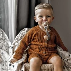 Filibabba 2-pak Sutter 6+ Mdr. - Doeskin Filibabba Moments 14 Filibabba 2-pak Sutter 6+ Mdr. - Doeskin Filibabba Moments -Ergobaby store unnamed file 3125