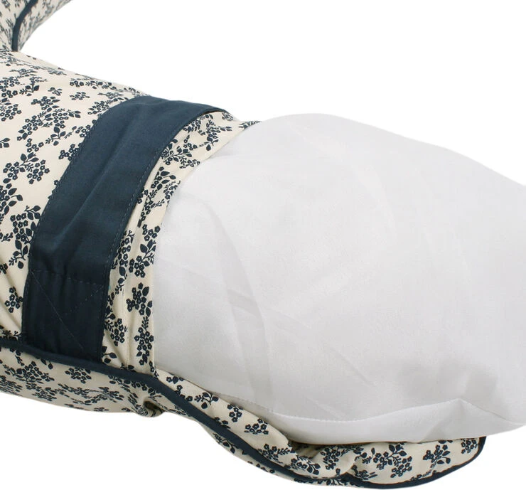 Müsli By Green Cotton Meadow Nursing Pillow Midnight 6 Müsli By Green Cotton Meadow Nursing Pillow Midnight - Billede 4