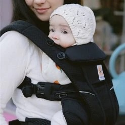 Ergobaby Omni Breeze Onyx Black -Ergobaby store unnamed file 442