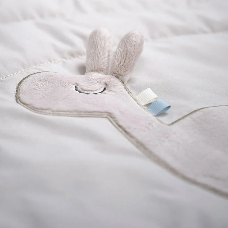 Done By Deer Sanselegetæppe Deer Friends Sand Sand 7 Done By Deer Sanselegetæppe Deer Friends Sand Sand - Billede 5