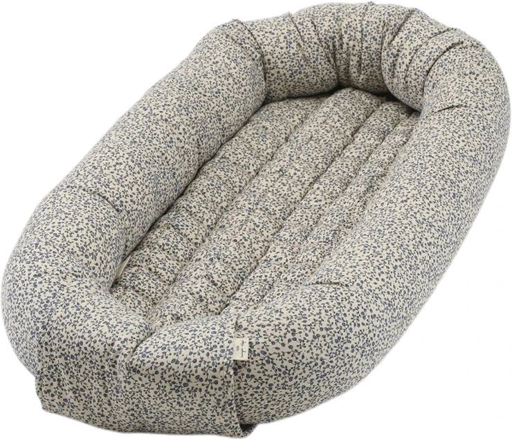 Konges Sløjd BABY NEST NEW BLUE BLOSSOM MIST 3 Konges Sløjd BABY NEST NEW BLUE BLOSSOM MIST